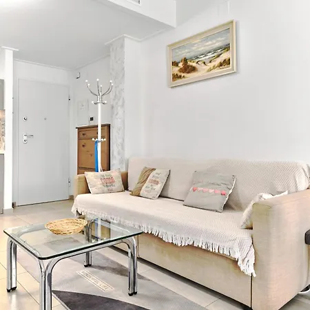 Amalia 5 * Torrevieja